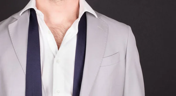 Homem Terno Cinza Com Gravata Azul Close — Fotografia de Stock