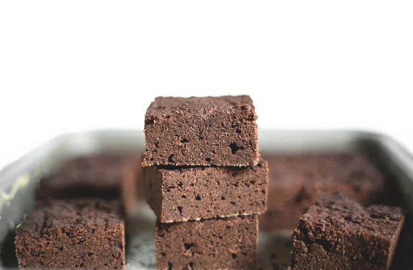 Sağlıklı organik siyah çikolatalı brownie.