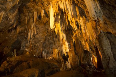 khao wang thong cave