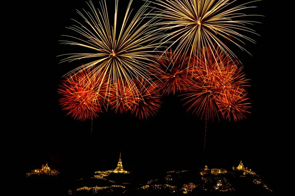 Colorful firework festival on Phra Nakhon Khiri (Khao Wang) at P — Stock Photo, Image