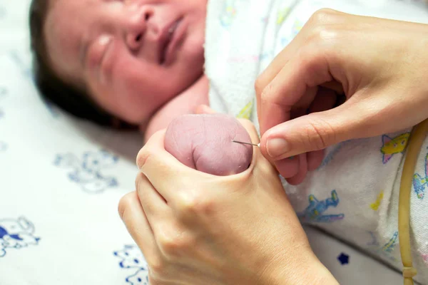 Injectie voor pasgeborene — Stockfoto