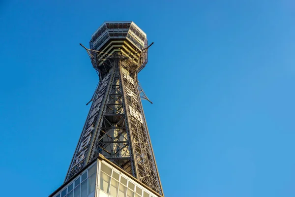 Osaka Japonya Ocak 2019 Mavi Gökyüzü Arka Planındaki Tsutenkaku Kulesine — Stok fotoğraf