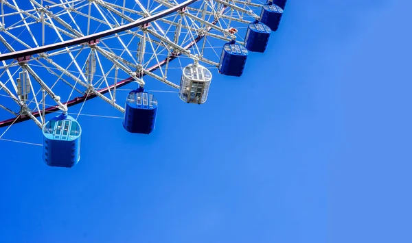 Closeup Crop Tempozan Giant Ferris Wheel Bright Blue Sky Background — Stock Photo, Image