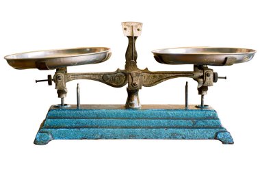 Ağırlık dengesi olan kadim pullar beyaz arka Grou 'da izole edilir