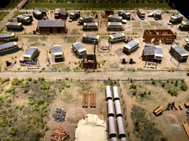 OSAKA, JAPONYA - 13 Kasım 2016: Osaka Çağı sırasında 1800 'lerin Antik köyünün minyatür modeli. Osaka Tarih Müzesi 'nde göster.