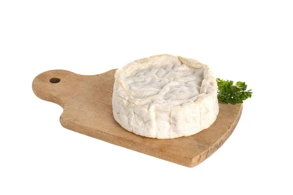 Τυρί καμαμπέρ σε έναν ξύλινο πίνακα — Φωτογραφία Αρχείου