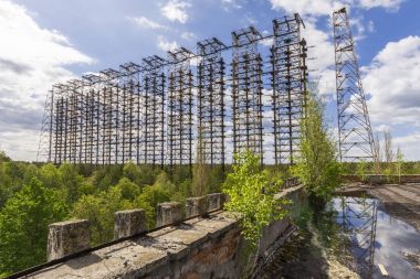 Terk edilmiş radar istasyonu Pripyat Duga