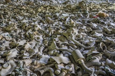 Terk edilmiş Pripyat okulda