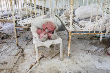 Pripyat içinde terk edilmiş anaokulu