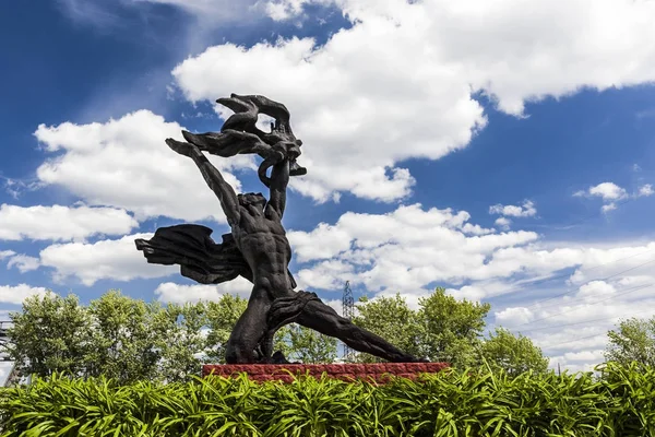 Prometheus monument in Chernobyl — Stock Photo, Image