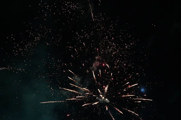 Gyönyörű Szilveszteri Tűzijáték Megfelelő Háttérként Vagy Absztrakt — Stock Fotó