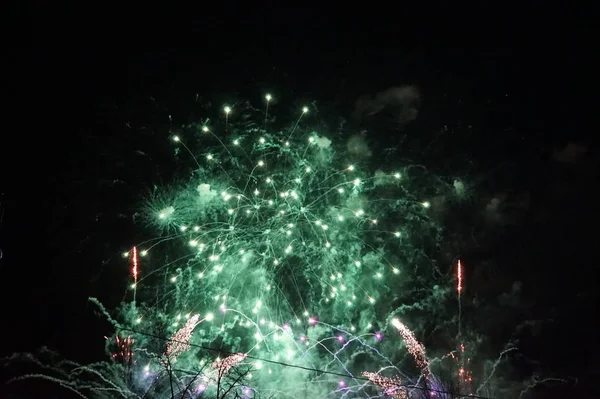 Красивый Новогодний Фейерверк Подходит Качестве Фона Абстрактного — стоковое фото
