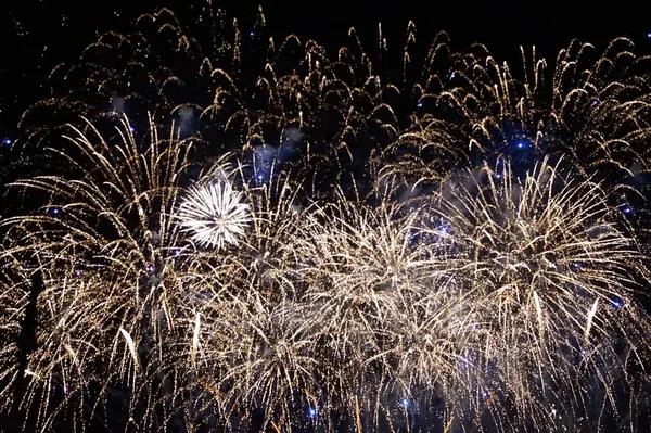 Όμορφη Πρωτοχρονιάς Πυροτεχνήματα Κατάλληλο Φόντο Αφηρημένη — Φωτογραφία Αρχείου