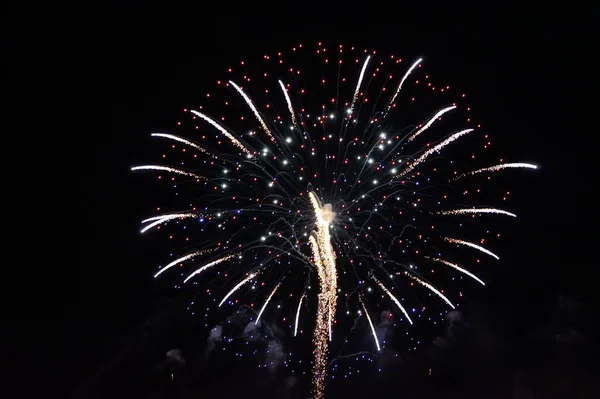 Prachtige New Year Vuurwerk Geschikt Als Achtergrond Abstract — Stockfoto