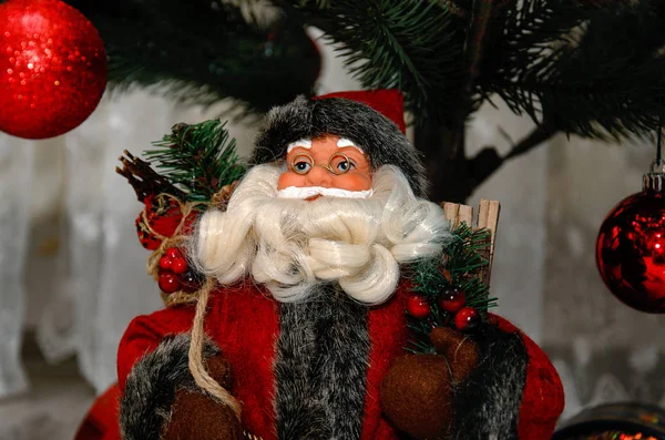 Święty Mikołaj Workiem Prezentów Boże Narodzenie Figurka — Zdjęcie stockowe