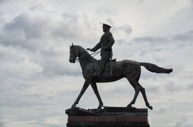Rusya. Moskova. Marshal Zhukov'a Moskova'da Red Square yakınındaki Manezhnaya meydanında anıt. 25 Mayıs 2017