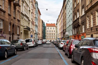 Çek Cumhuriyeti. Prag. Sokak arabalar ile. 11 Haziran 2016