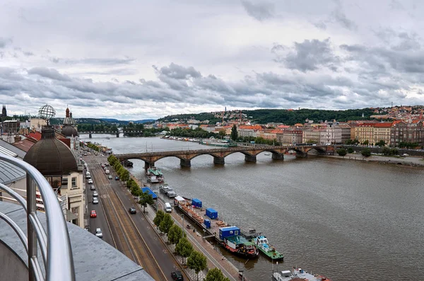 Çek Cumhuriyeti Prag Bir Görünümü Vltava Nehri Prag Rellova Caddenin — Stok fotoğraf