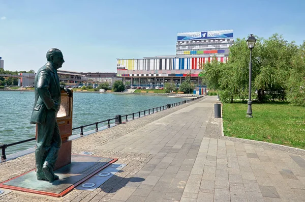 Ρωσία Μόσχα Μνημείο Βλαντιμίρ Zworykin Εφευρέτης Της Τηλεόρασης Σεργκέι Goryaeva — Φωτογραφία Αρχείου