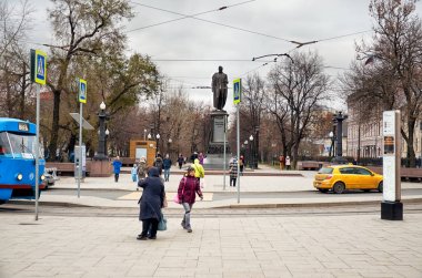 Rusya. Moskova. Park temiz havuz tarihinde Moskova'da. 18 Kasım 2017