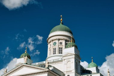 Finlandiya. Helsinki. Senato Meydanı 'ndaki Helsinki Katedrali (St. Nicholas Katedrali). 16 Eylül 2018