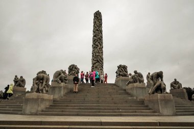 Norveç. Oslo. Vigeland Heykel Parkı. Büyük bir Frogner parkının parçası. Eylül 18, 2018