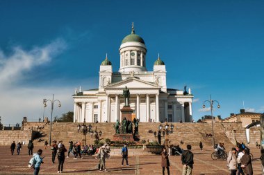 Finlandiya. Helsinki. Senato Meydanı 'ndaki Helsinki Katedrali (St. Nicholas Katedrali). 16 Eylül 2018
