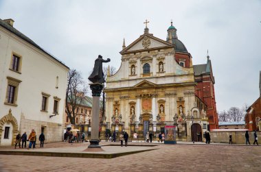 Polonya. Krakow. Krakow şehrinin evleri ve caddeleri. Şehir manzarası. 21 Şubat 2018