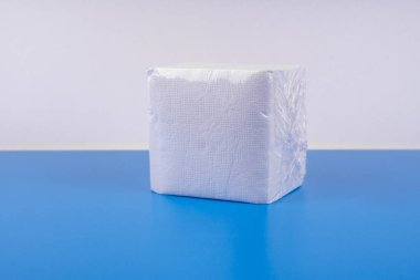 White Square Bar Peçetesi Beyaz Arkaplanda İzole Edildi