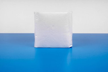 White Square Bar Peçetesi Beyaz Arkaplanda İzole Edildi