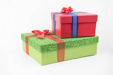 renkli hediye paketleri, yılbaşı, Sevgililer günü.