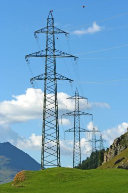 Yüksek gerilim elektrik direği yapı İsviçre