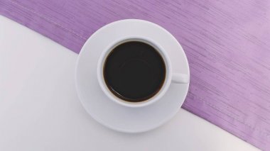 Güzel kokulu demlenmiş kahve.