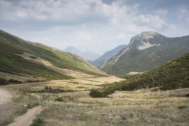 Views of Region of Babia (Province of Leon)  from The Farrapona Mountain Pass clipart