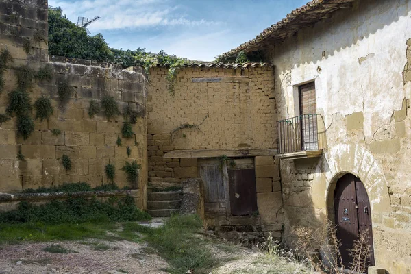 Traditionell arkitektur i Uncastillo — Stockfoto