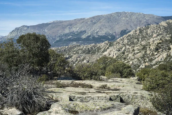 Utsikt över Guadarrama bergen — Stockfoto