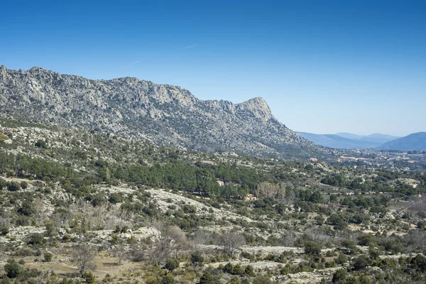 Uitzicht op La Cabrera Range, in Madrid, Spanje — Stockfoto