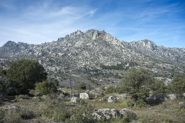 Utsikt över La Cabrera sortiment, i Guadarrama bergen — Stockfoto