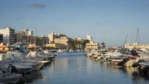 Barcos Motor Veleiros Porto Esportivo Santa Pola Alicante Espanha Julho — Fotografia de Stock