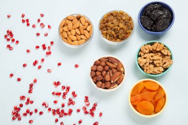 Kase ile fındık ve kuru meyve 