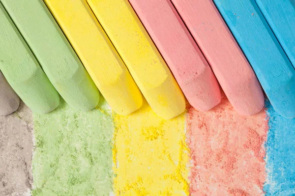 Tiza multicolor brillante —  Fotos de Stock