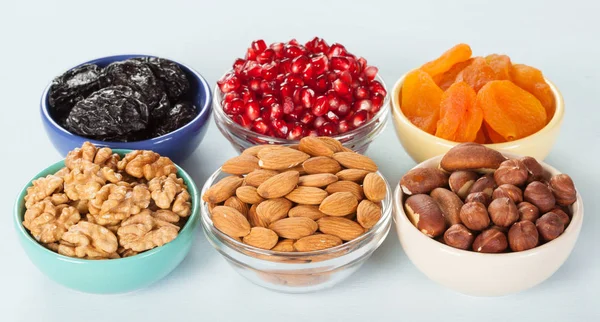 Kase ile fındık ve kuru meyve 