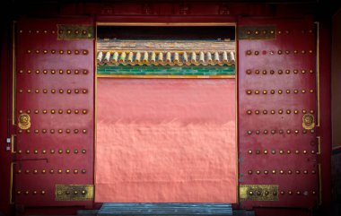 Yasak Şehir, Beijing antik kırmızı ahşap kapı