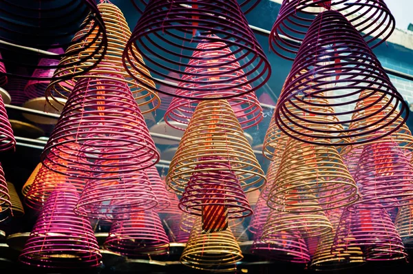 Wierook spoelen op Tin Hau-tempel, Yau Ma Tei, Hong Kong Stockafbeelding