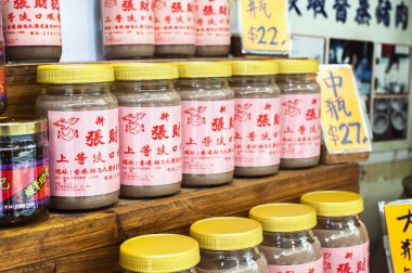 Karides hamur Tai O köy, Lantau Island, Hong Kong satışa kavanoz