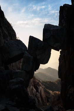 Ölümsüz Köprüsü, Taishan, Çin