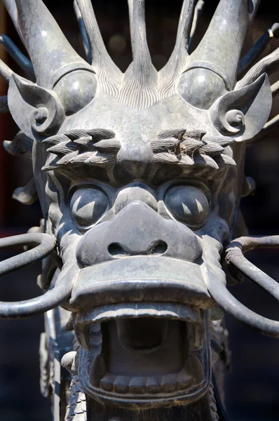 Okrasné drak uvnitř Zakázaného města, Peking — Stock fotografie