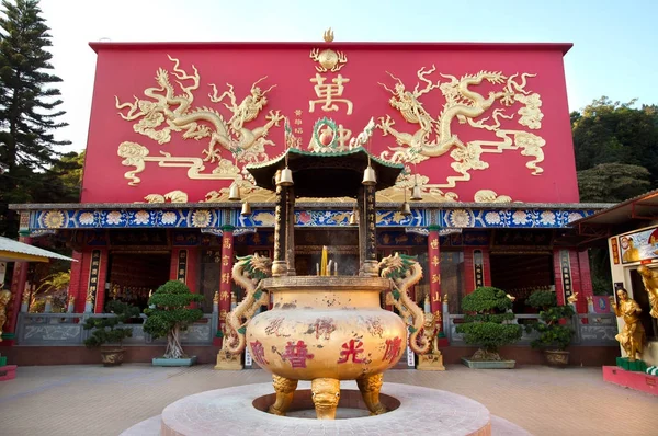 Salle principale du monastère des Dix Mille Bouddhas, Hong Kong — Photo