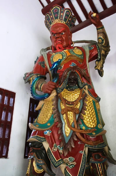 Guardián gigante en el Templo de Guangxiao, Guangzhou — Foto de Stock