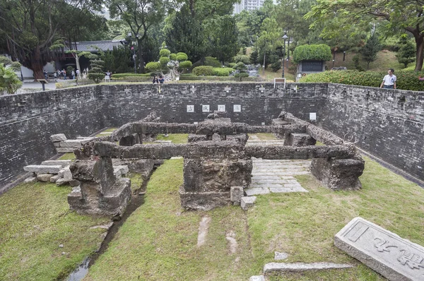 Hong Kong Oct 2013 Foundations South Gate Original Kowloon Walled — Stock Photo, Image